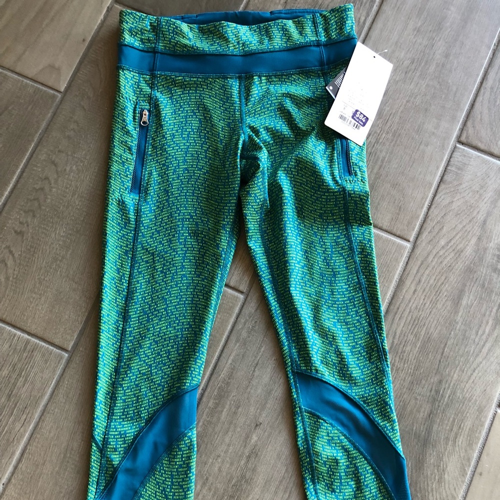 Lululemon Inspire Crops Seawheeze